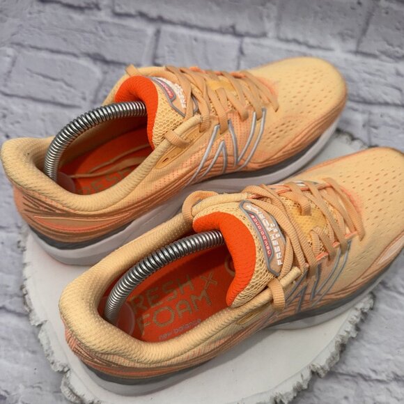 New Balance Women's Fresh Foam X 860 V12 Running Shoe Size 10.5 D Orange Gray - Picture 8 of 12